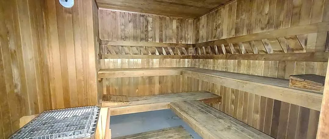 Building Photo - 1504 Lincoln Way