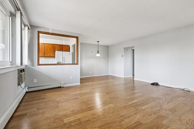 Building Photo - 4 Wyndover Woods Ln