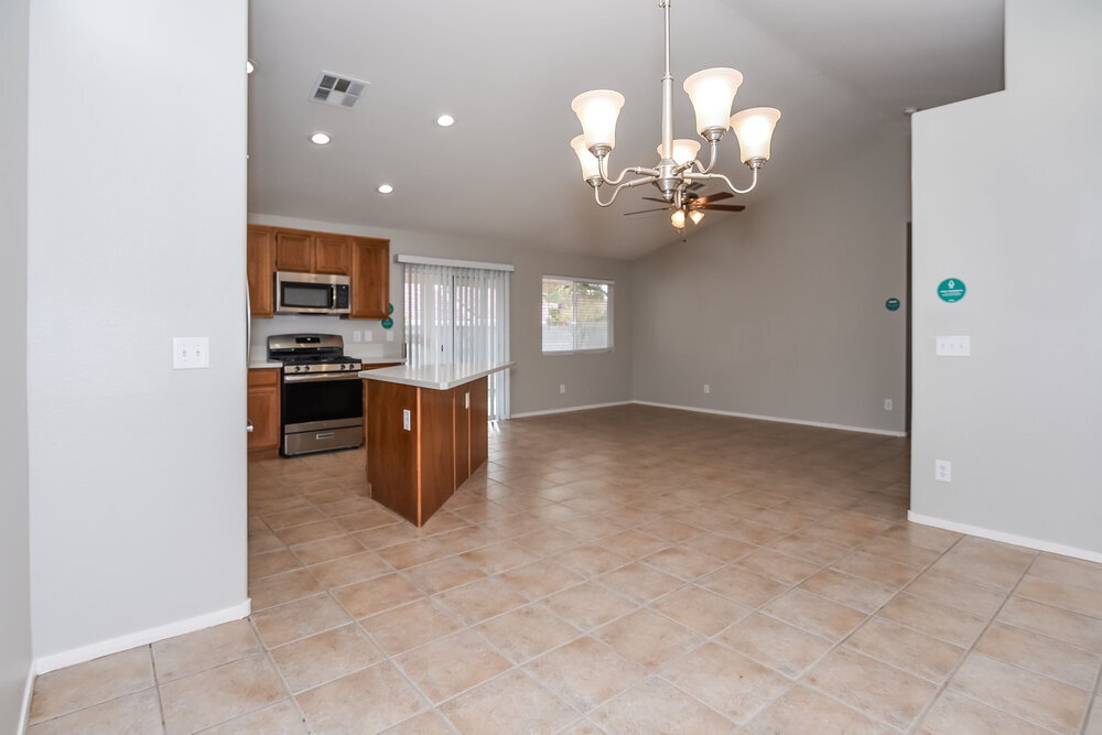 Building Photo - 2407 Tropical Sands Ave