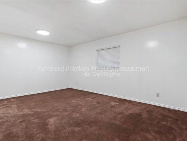 Building Photo - 6837 S Creekcove Way