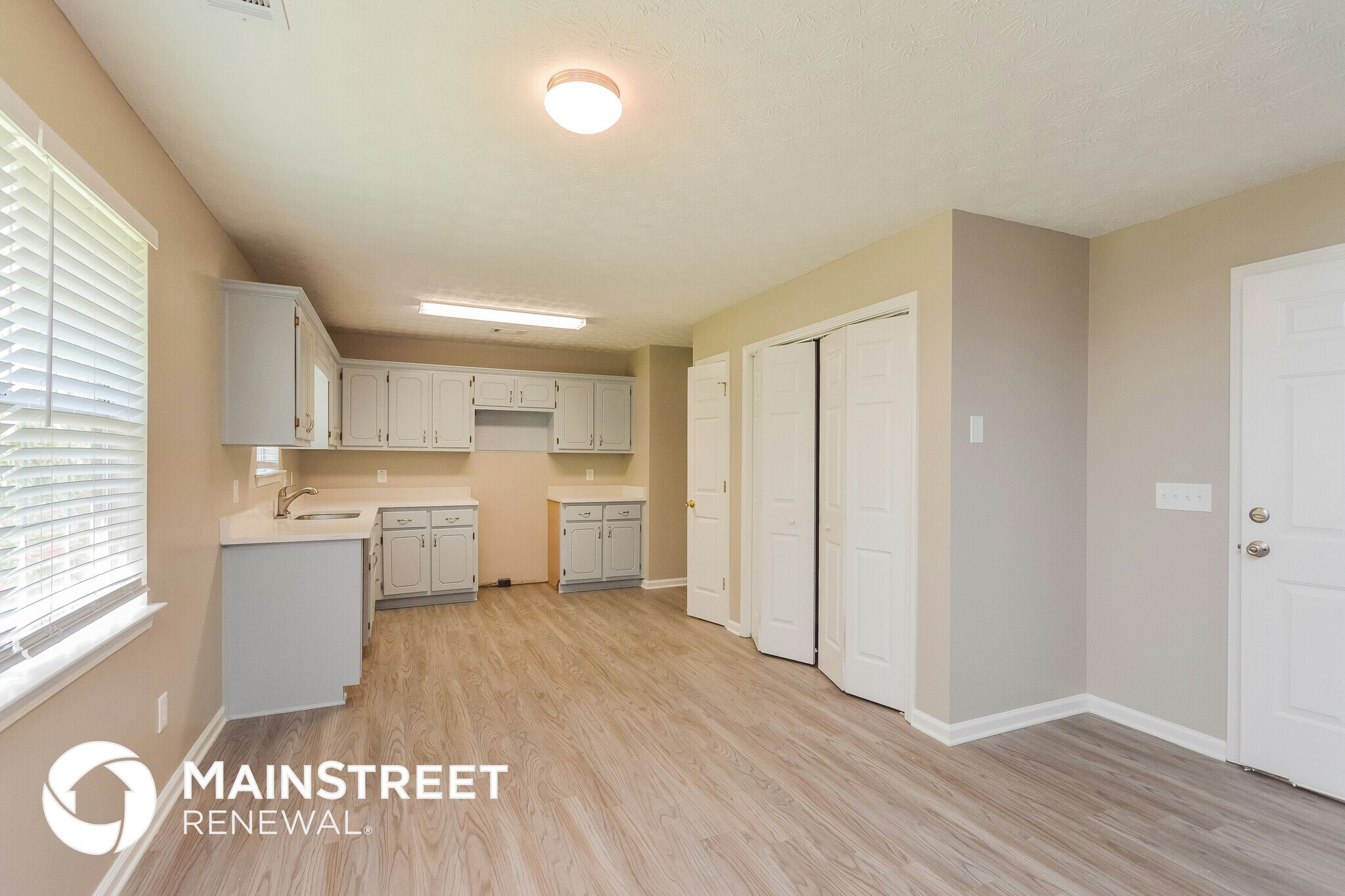 Building Photo - 235 Cypress Dr
