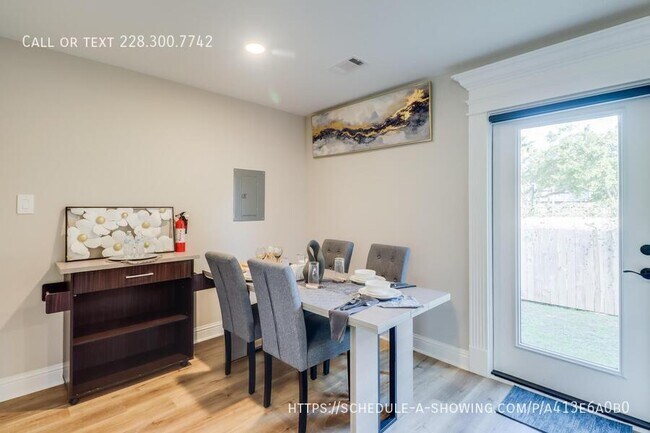 Building Photo - 142 Coral Breeze Drive