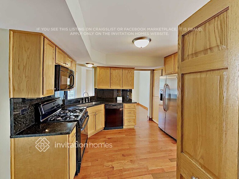 Building Photo - 463 Hadley Ct
