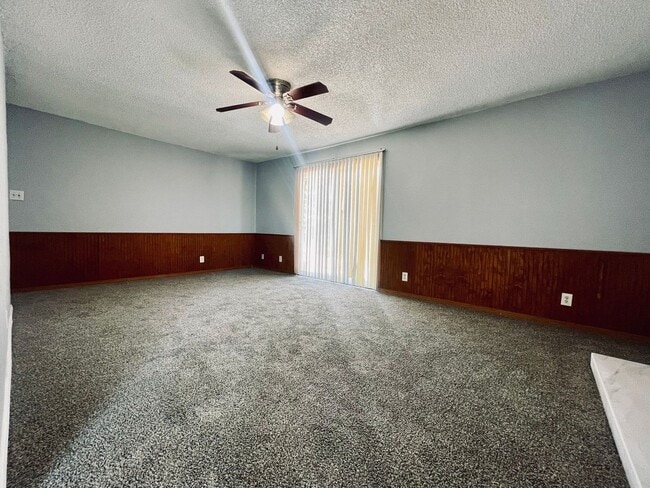 Building Photo - Thesta Treasure: Your Fresno Dream Home Aw...