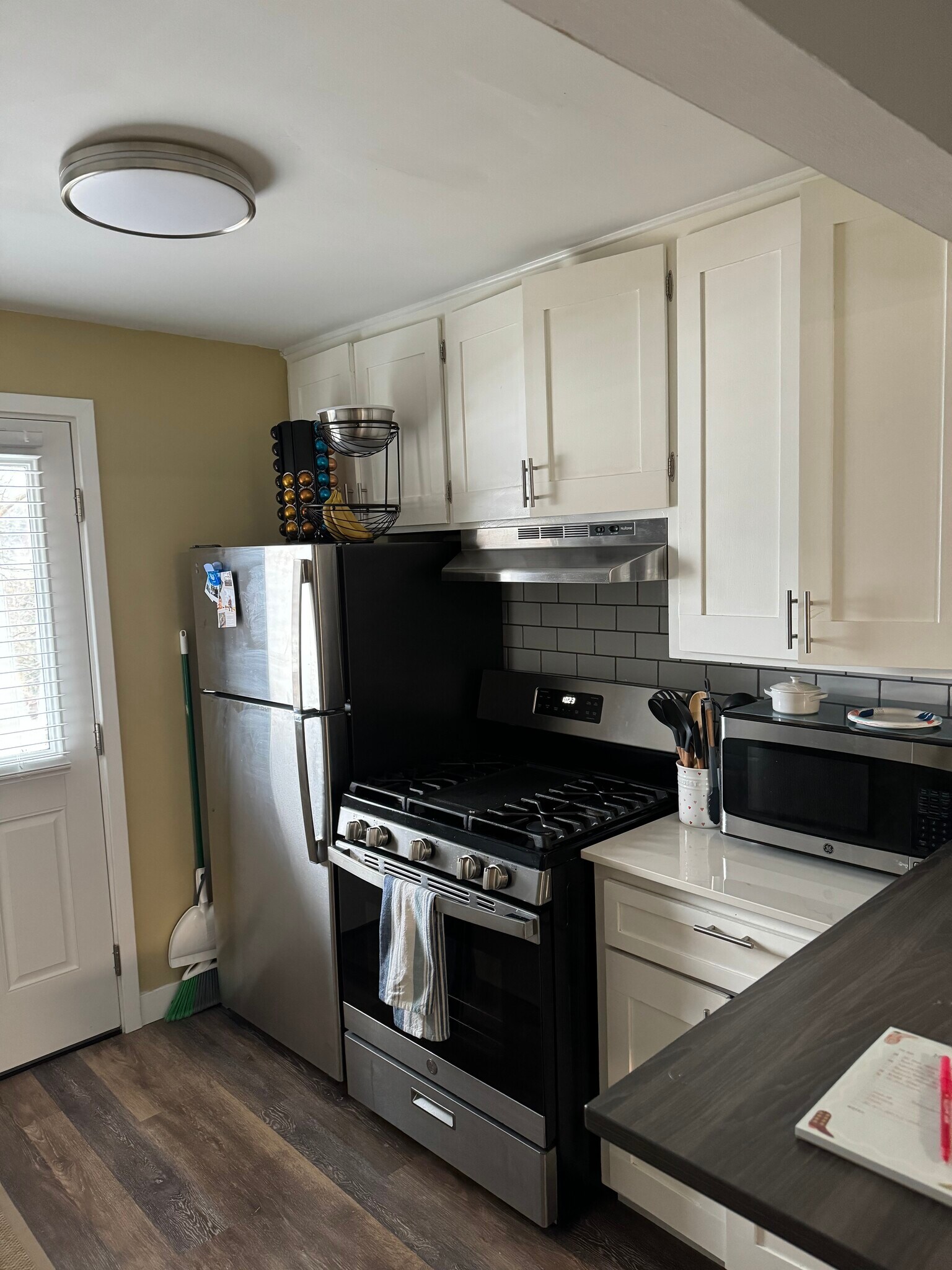 Building Photo - 3325 Stevens St