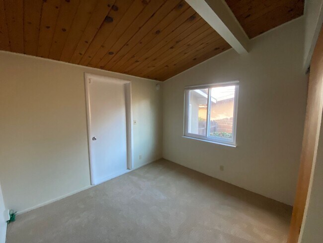 Building Photo - 1116 Isabelle Ct