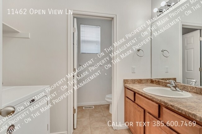 Building Photo - 11462 Open View Ln