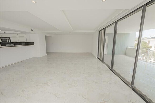 Building Photo - 468 Golden Isles Dr