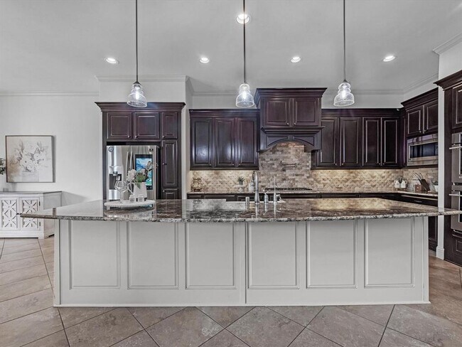 Building Photo - 19003 Cove Manor Dr
