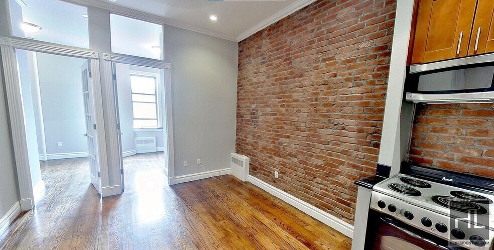 Building Photo - West 14th Street