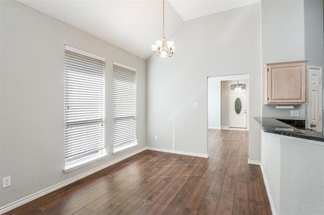 Building Photo - 741 Ridgemont Dr