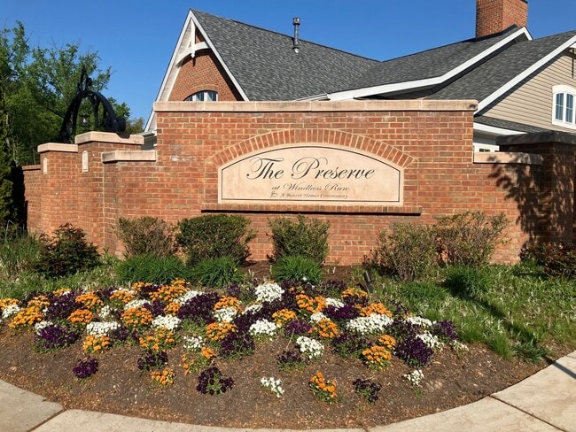 Building Photo - 1006 Windlass Glen Rd