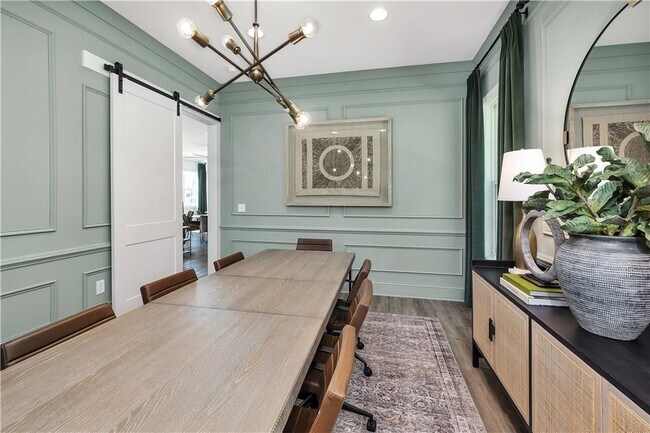 Building Photo - 245 Fox Run Dr