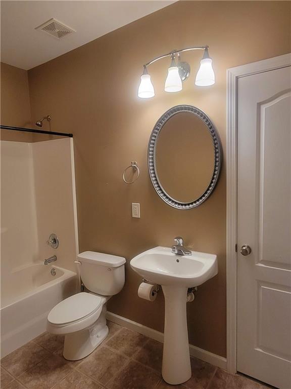 Building Photo - 5555 Holly Springs Dr