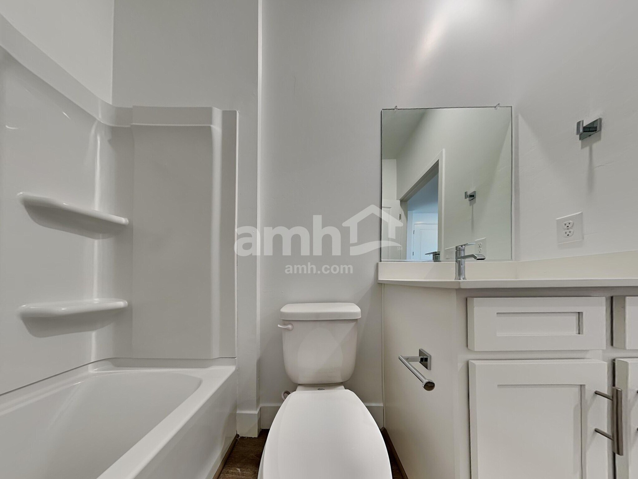 Building Photo - 9623 Harkes Dr