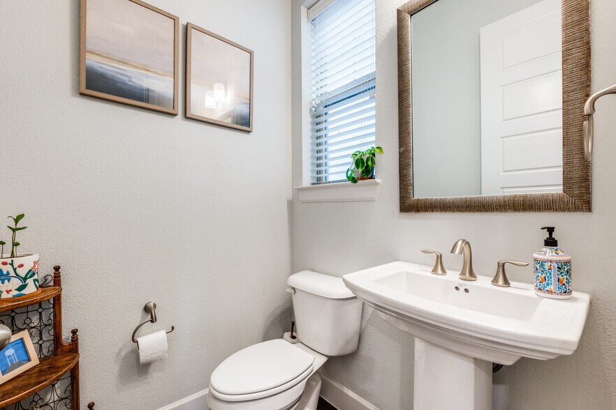 Building Photo - 7145 Copperleaf Dr