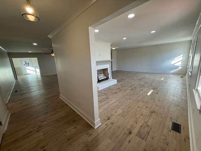 Building Photo - Beautifully Updated Home for Rent in the Heart of Arab, AL