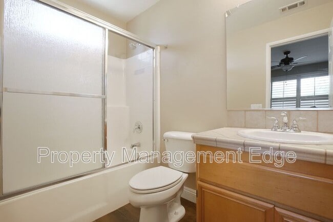 Building Photo - 34175 San Sebastian Ave