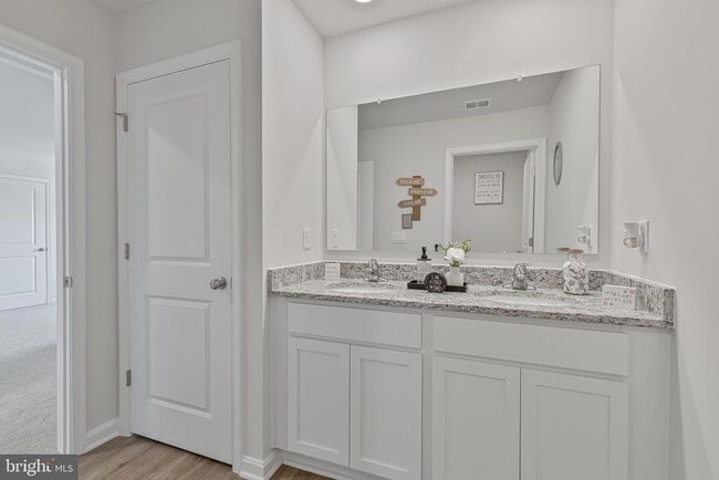 Building Photo - 187 Gatehouse Pl