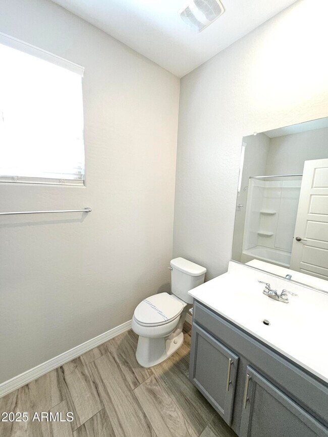 Building Photo - 40537 W Helen Ct