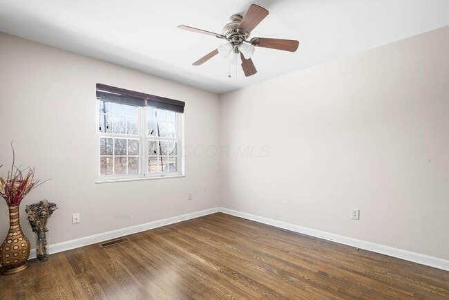 Building Photo - 1978 Northwest Blvd