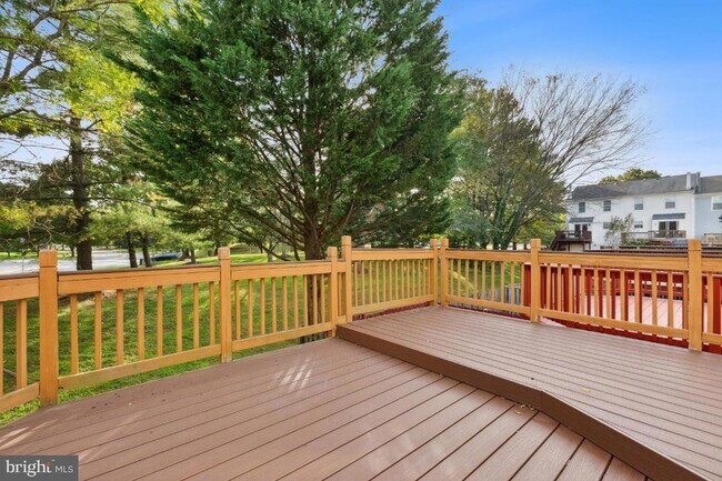 Building Photo - 18221 Fox Chase Cir