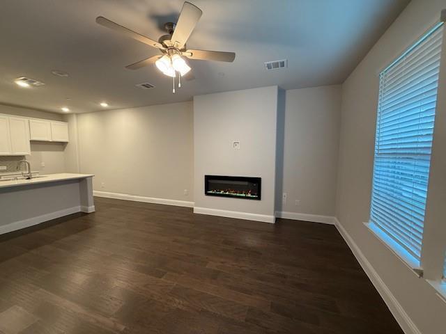 Building Photo - 313 Blackthorne Dr