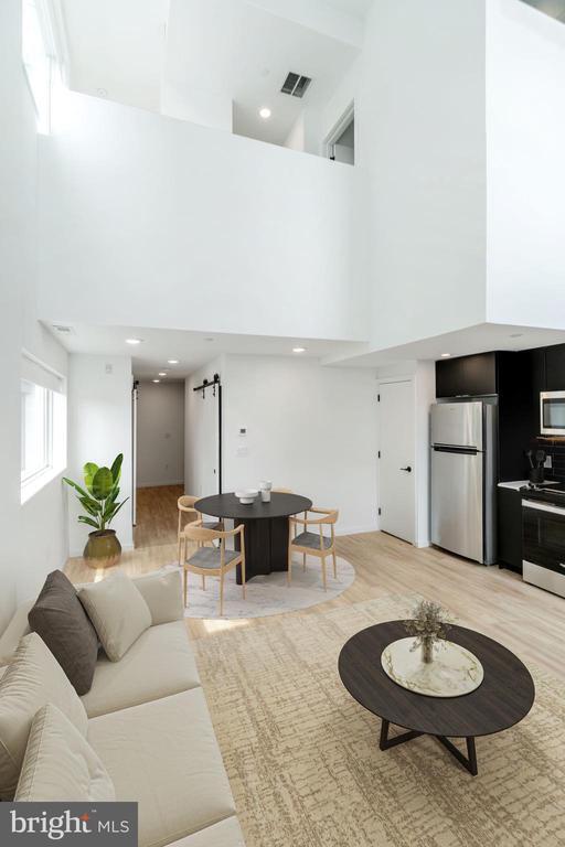 Building Photo - 1154 N Lee St