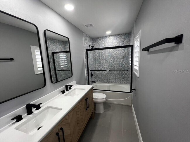 Building Photo - 2705 Wild Tamarind Blvd