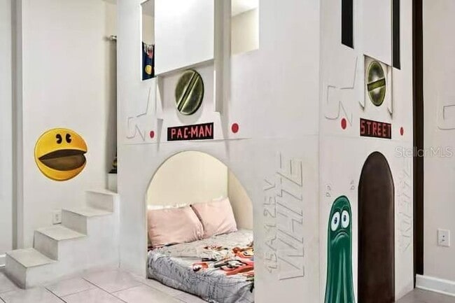 Building Photo - 2856 Bookmark Dr