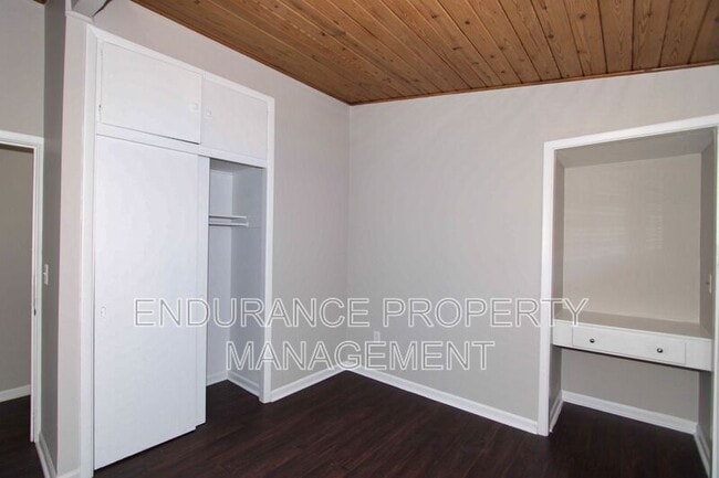 Building Photo - 3130 Balsamridge Dr