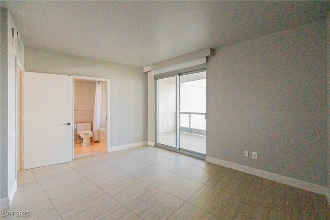 Building Photo - 222 Karen Ave