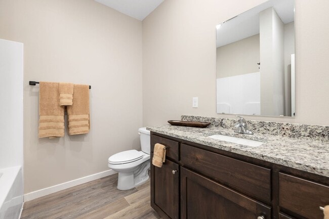 Building Photo - The Vibe Crossing