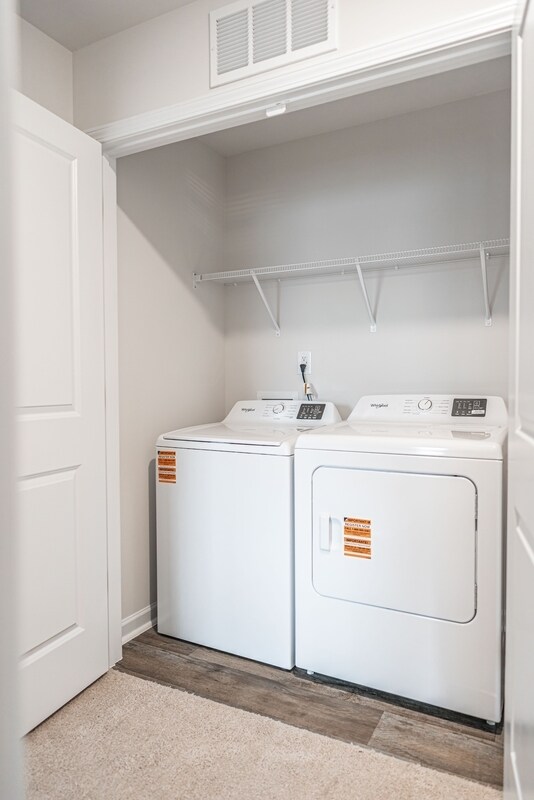 Building Photo - 219 US-1