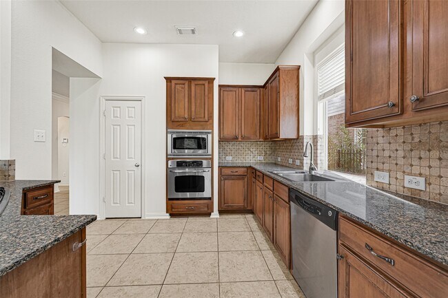 Building Photo - 74 E Arbor Camp Cir