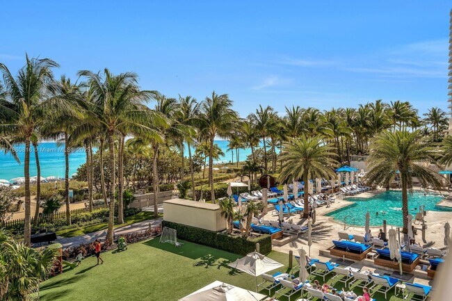 Building Photo - 9703 Collins Ave
