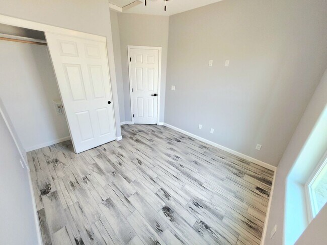 Building Photo - BRAND NEW 3/2 BATH home available for rent in Central BHC.