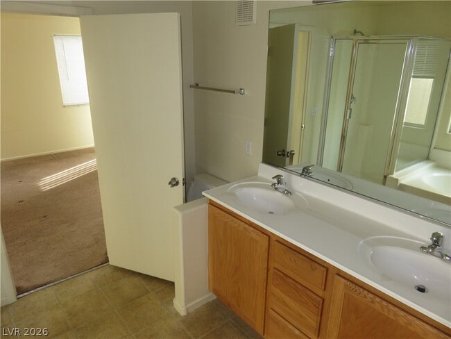 Building Photo - 3358 Glacial Lake St