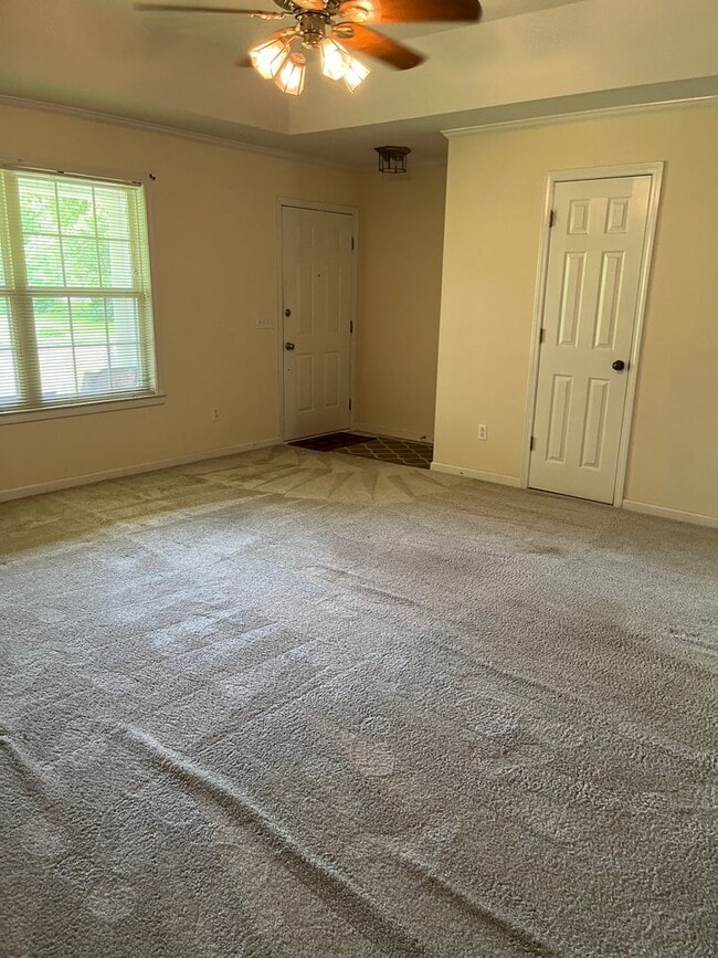 Building Photo - 2 Bedroom Brick Home Downtown Marianna