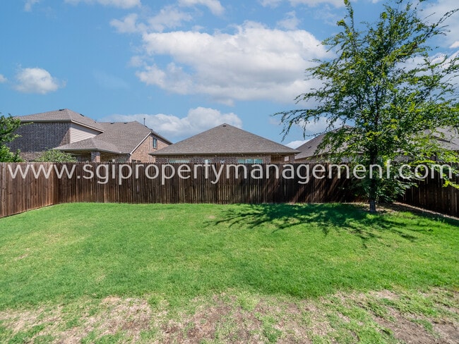 Building Photo - 10928 Brownwood Pl
