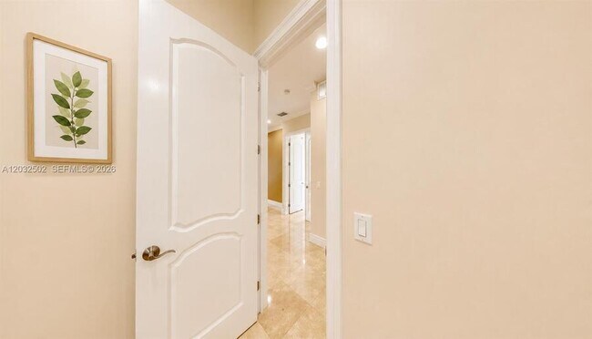 Building Photo - 5751 SW 59th St