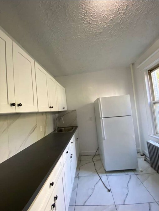 Building Photo - 34 Van Cortlandt Park Ave