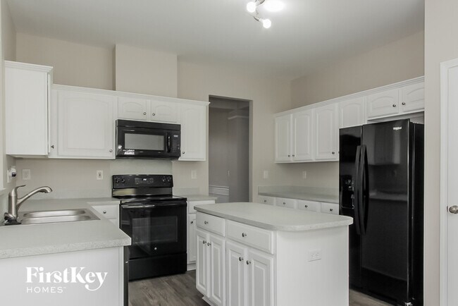 Building Photo - 4786 Turnridge Court Northwest