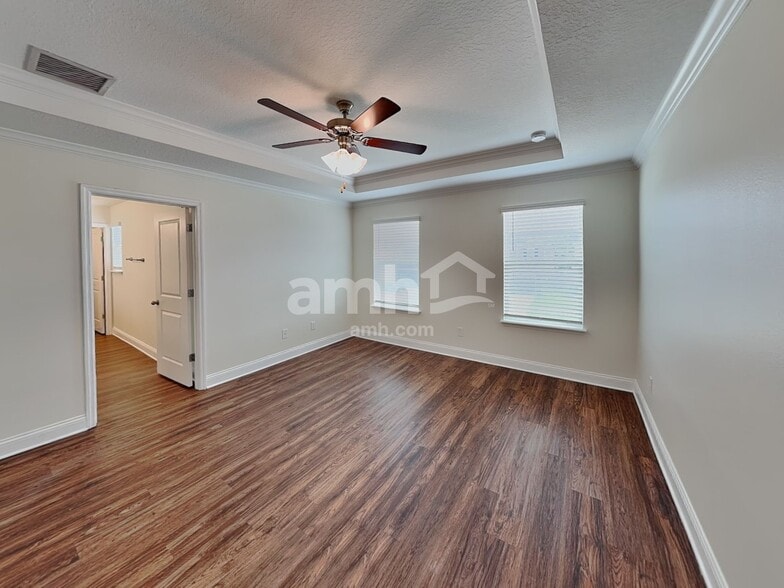 Building Photo - 6065 Little Blf Cir