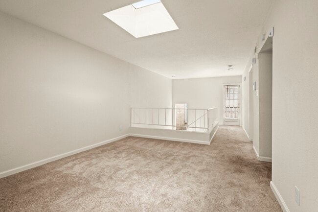 Building Photo - 1115 Augusta Dr