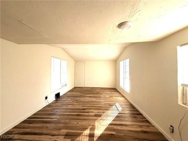 Building Photo - 8115 Tolles Dr