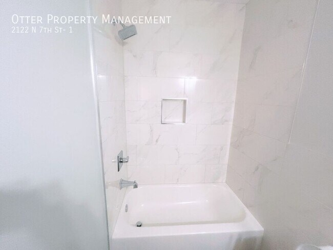 Building Photo - 2122 N 7th St