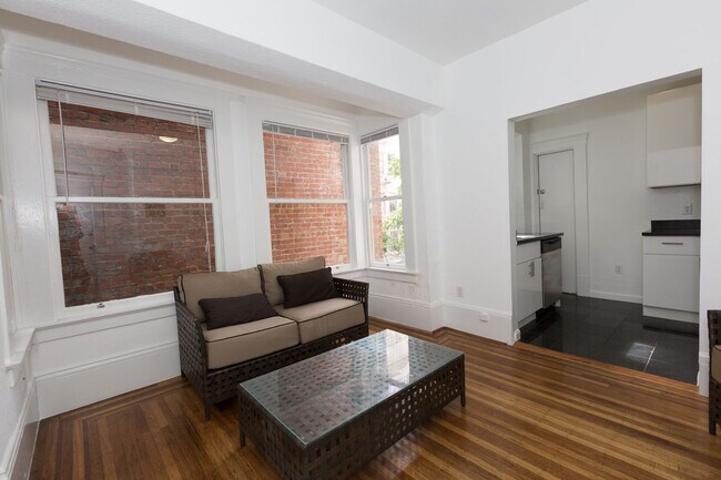Building Photo - 635 Ellis