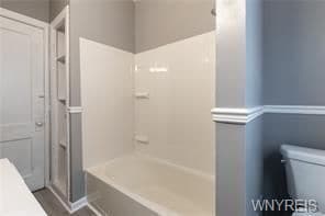 Building Photo - 1431 Hertel Ave