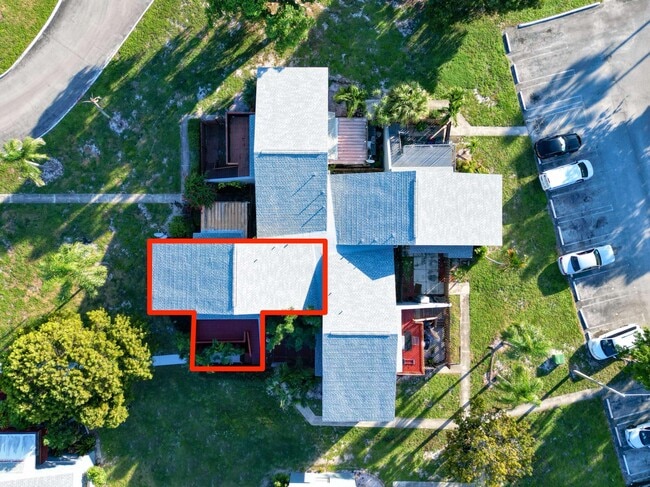 Building Photo - 7 Crossings Cir